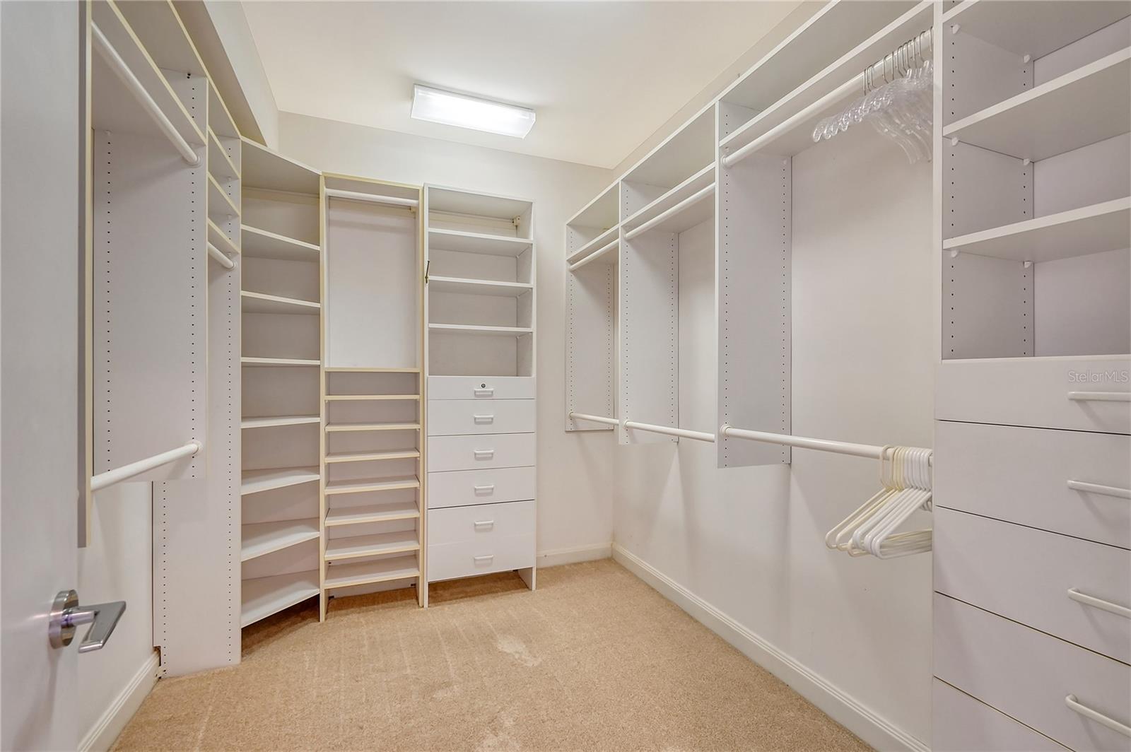 545 SANCTUARY DR #B806, LONGBOAT KEY, FL, 34228