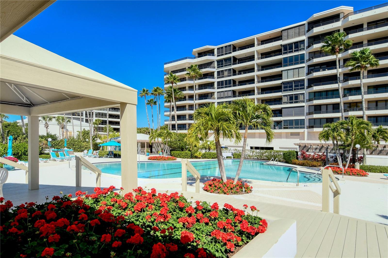 545 SANCTUARY DR #B806, LONGBOAT KEY, FL, 34228