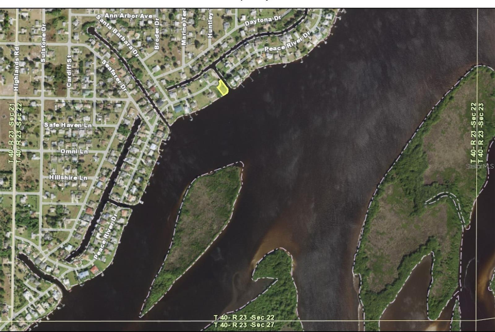 3300 PEACE RIVER DR, PUNTA GORDA, FL, 33983