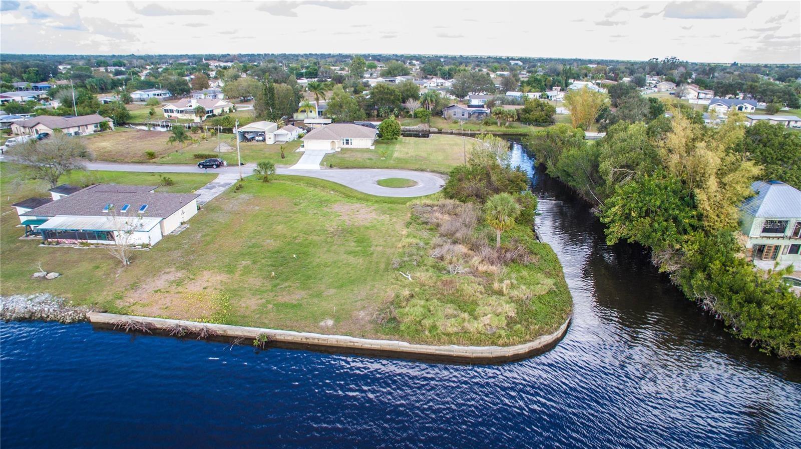 3300 PEACE RIVER DR, PUNTA GORDA, FL, 33983