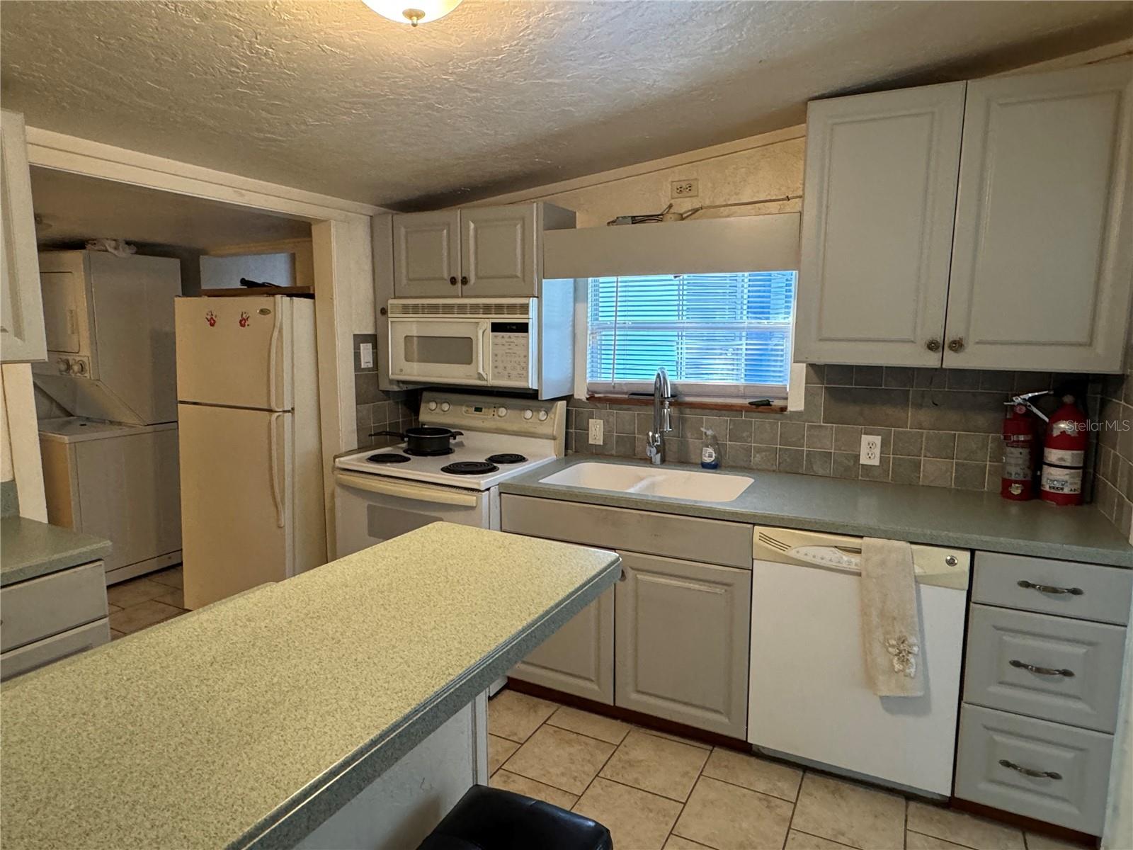 A4614571 Property Photo