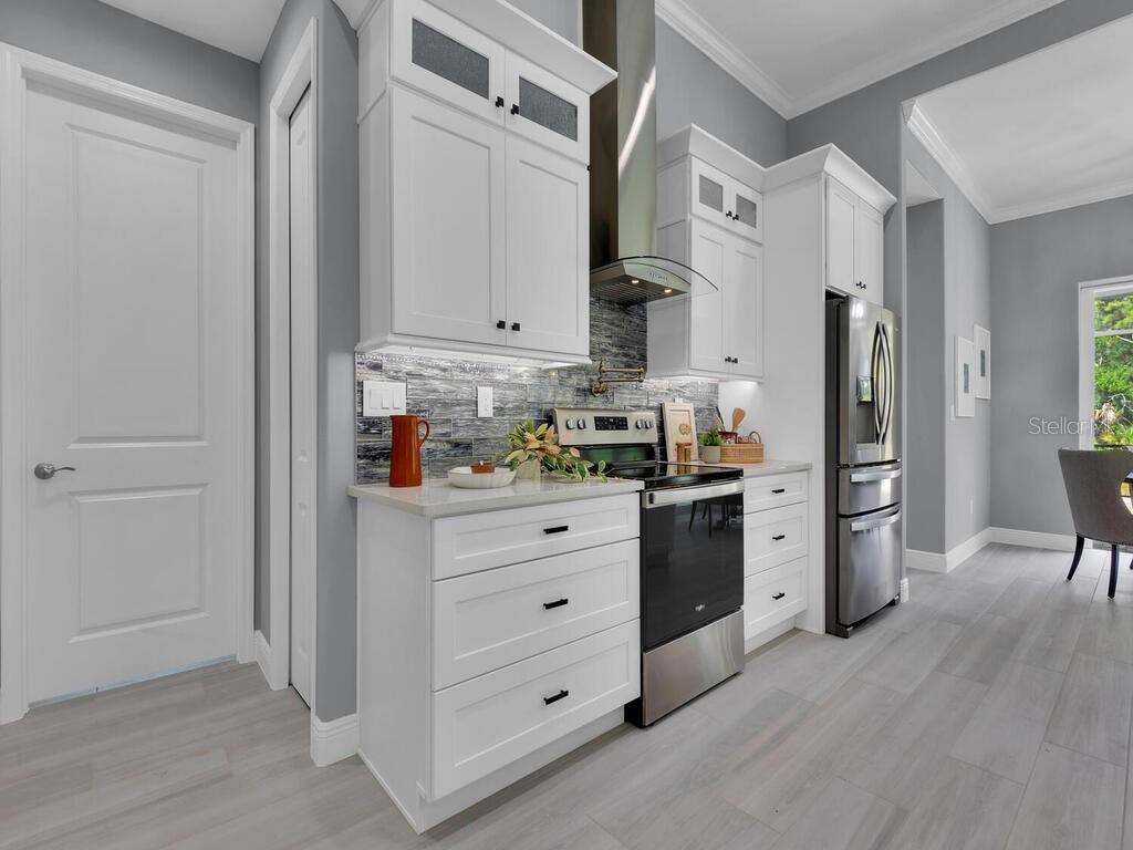 287 MARINER LN, ROTONDA WEST, FL, 33947