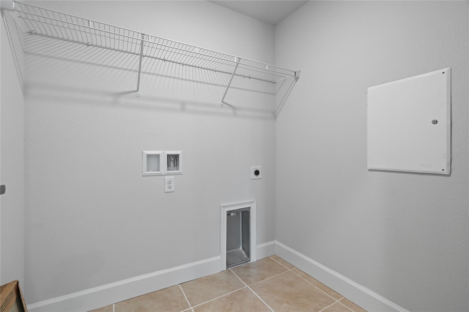 1879 N ROBERTS TRL, BELL, FL, 32619