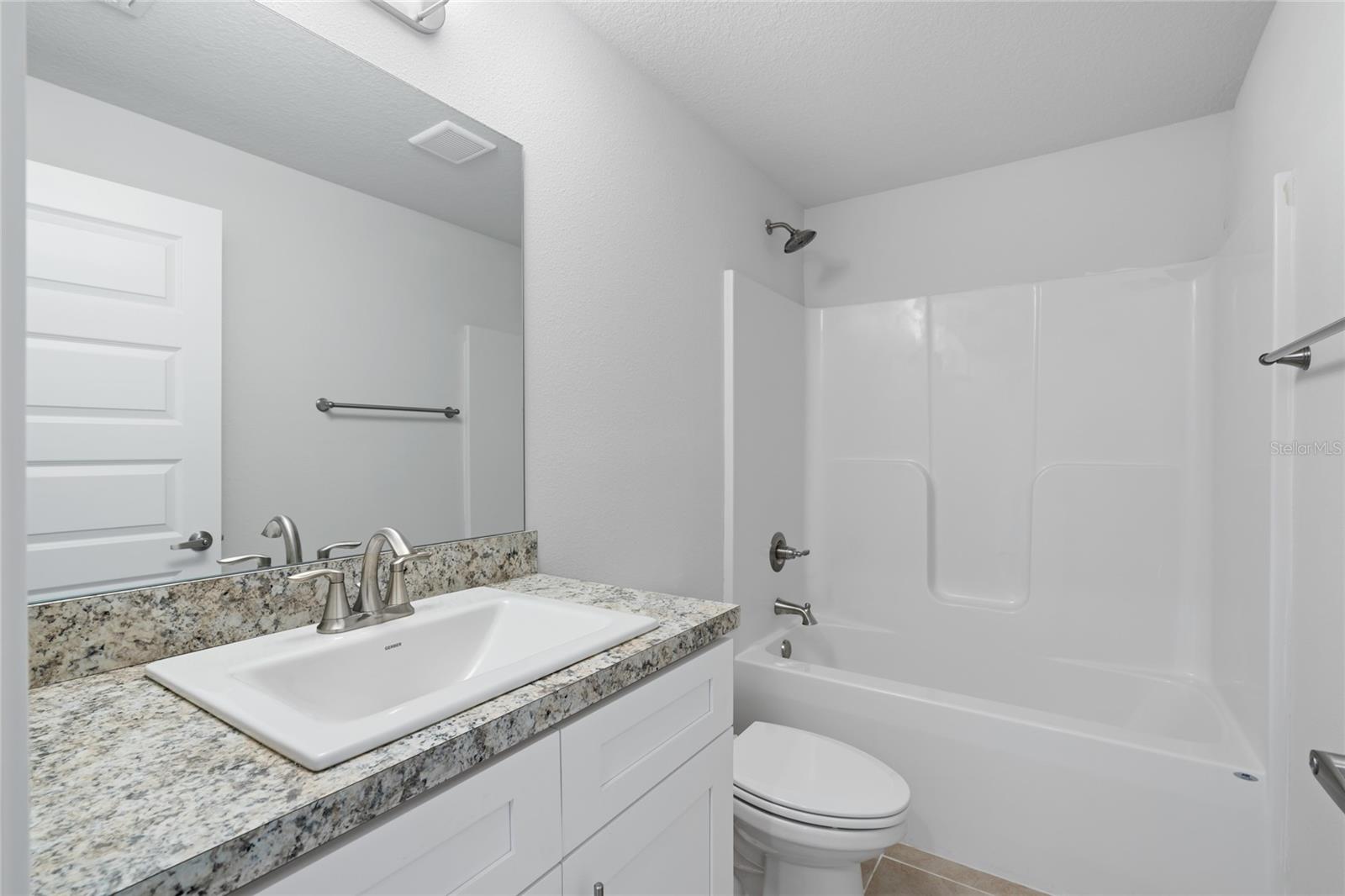 1879 N ROBERTS TRL, BELL, FL, 32619