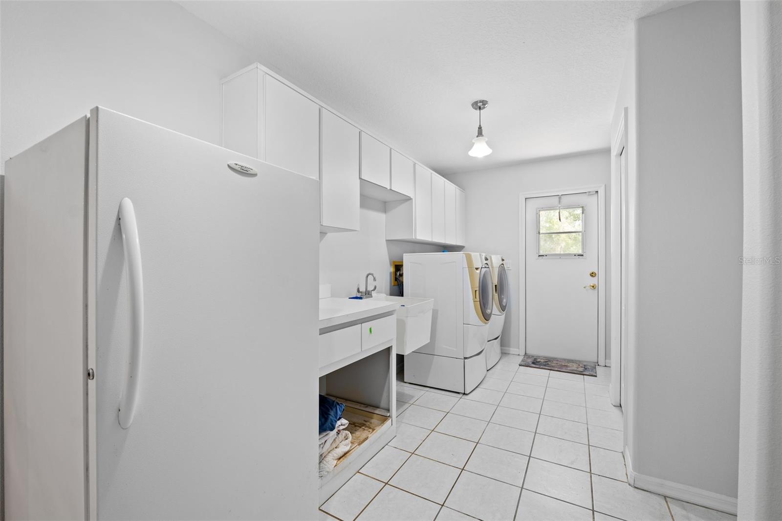 10463 YELLOWLEGS AVE, WEEKI WACHEE, FL, 34614