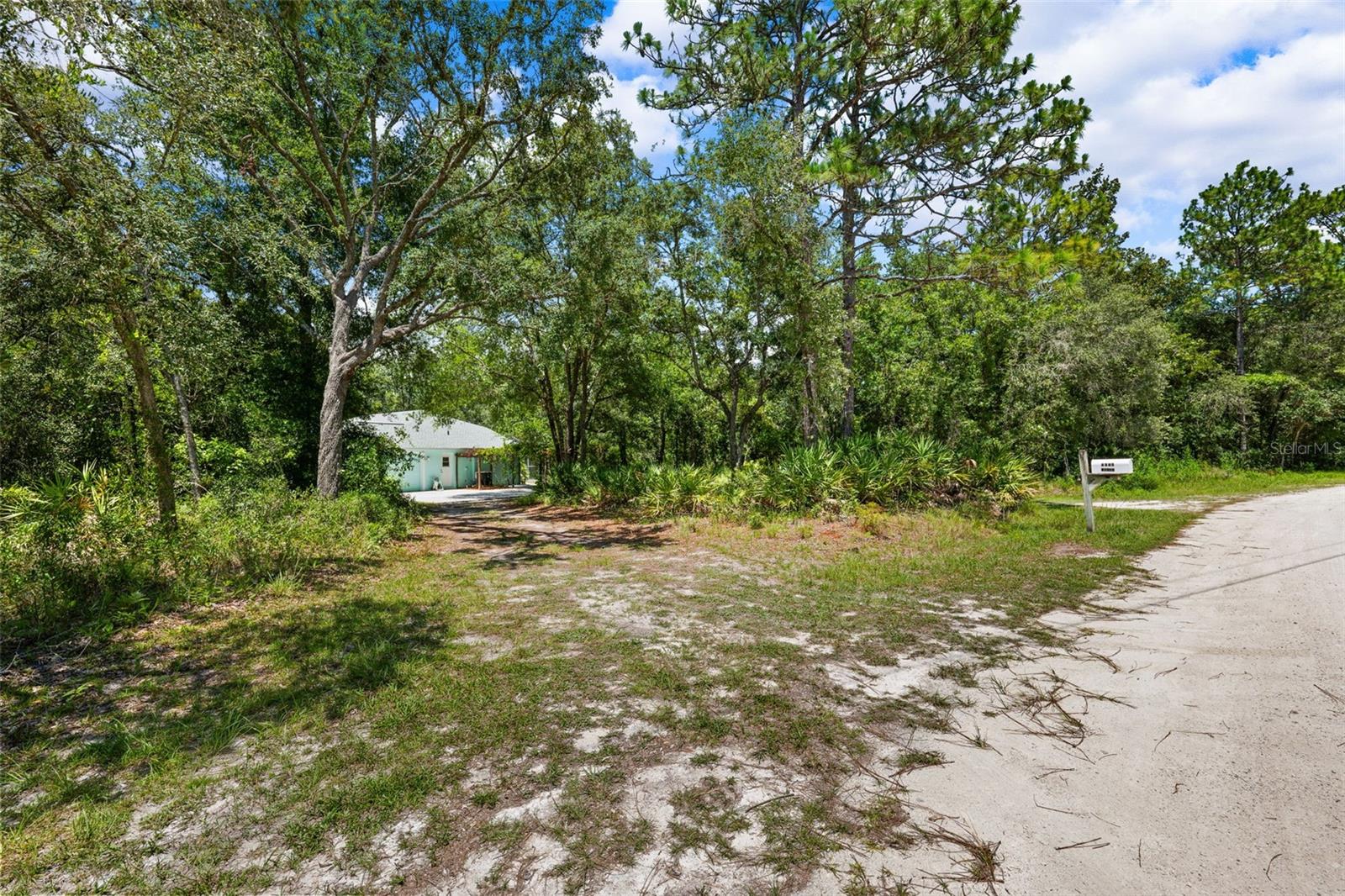 10463 YELLOWLEGS AVE, WEEKI WACHEE, FL, 34614