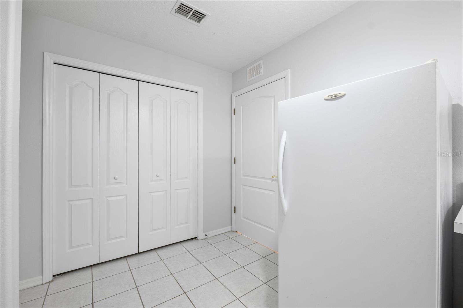 10463 YELLOWLEGS AVE, WEEKI WACHEE, FL, 34614