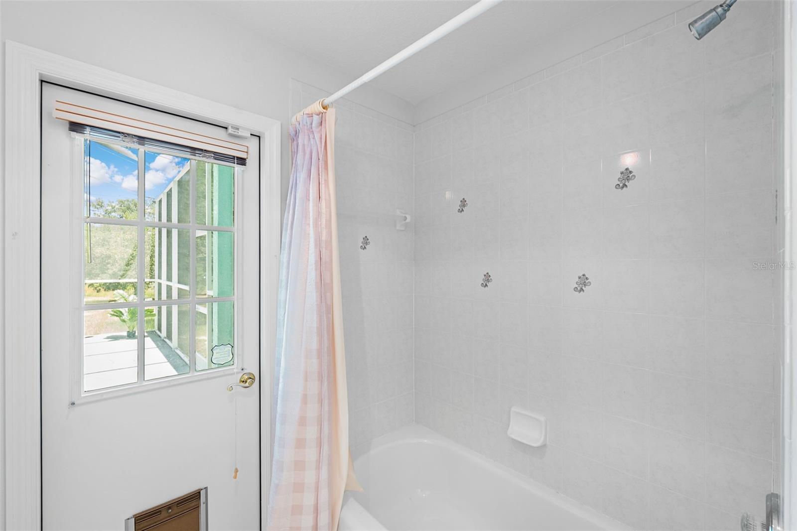 10463 YELLOWLEGS AVE, WEEKI WACHEE, FL, 34614