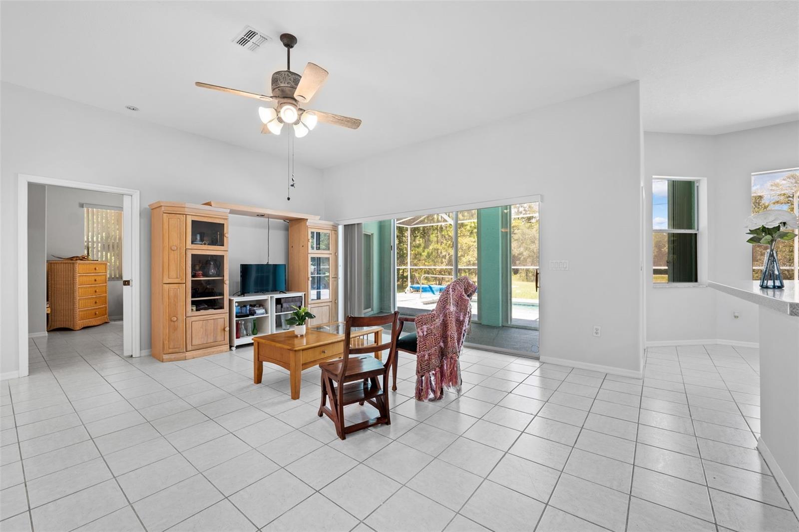 10463 YELLOWLEGS AVE, WEEKI WACHEE, FL, 34614