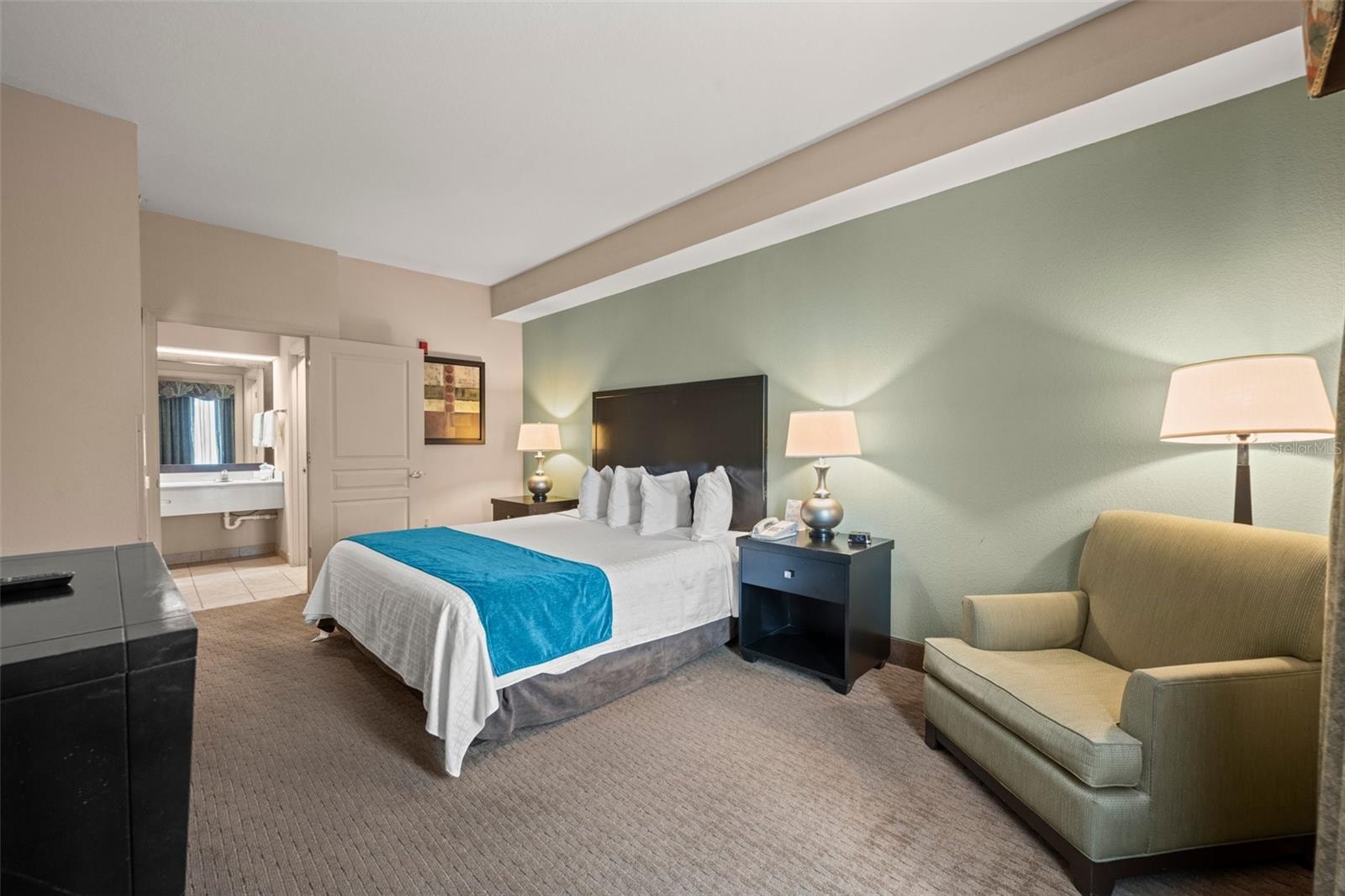 8303 PALM PKWY #113, ORLANDO, FL, 32836