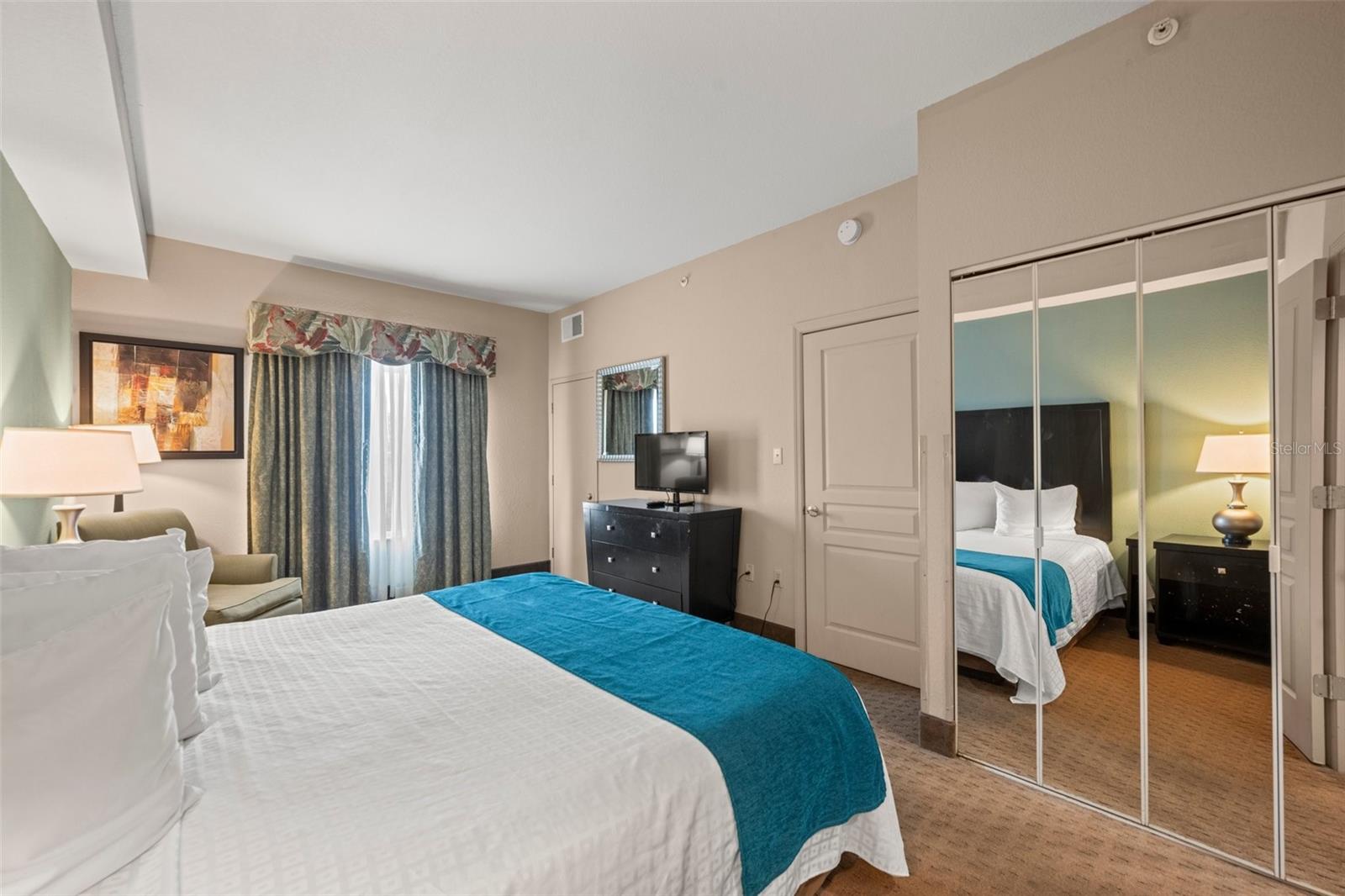 8303 PALM PKWY #113, ORLANDO, FL, 32836