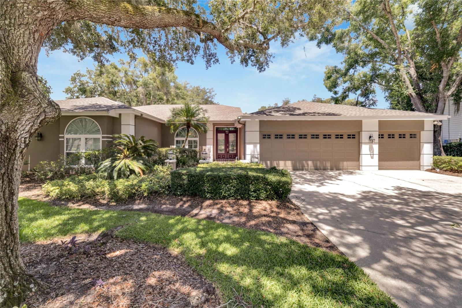 18006 CLEAR LAKE DR, LUTZ, FL, 33548
