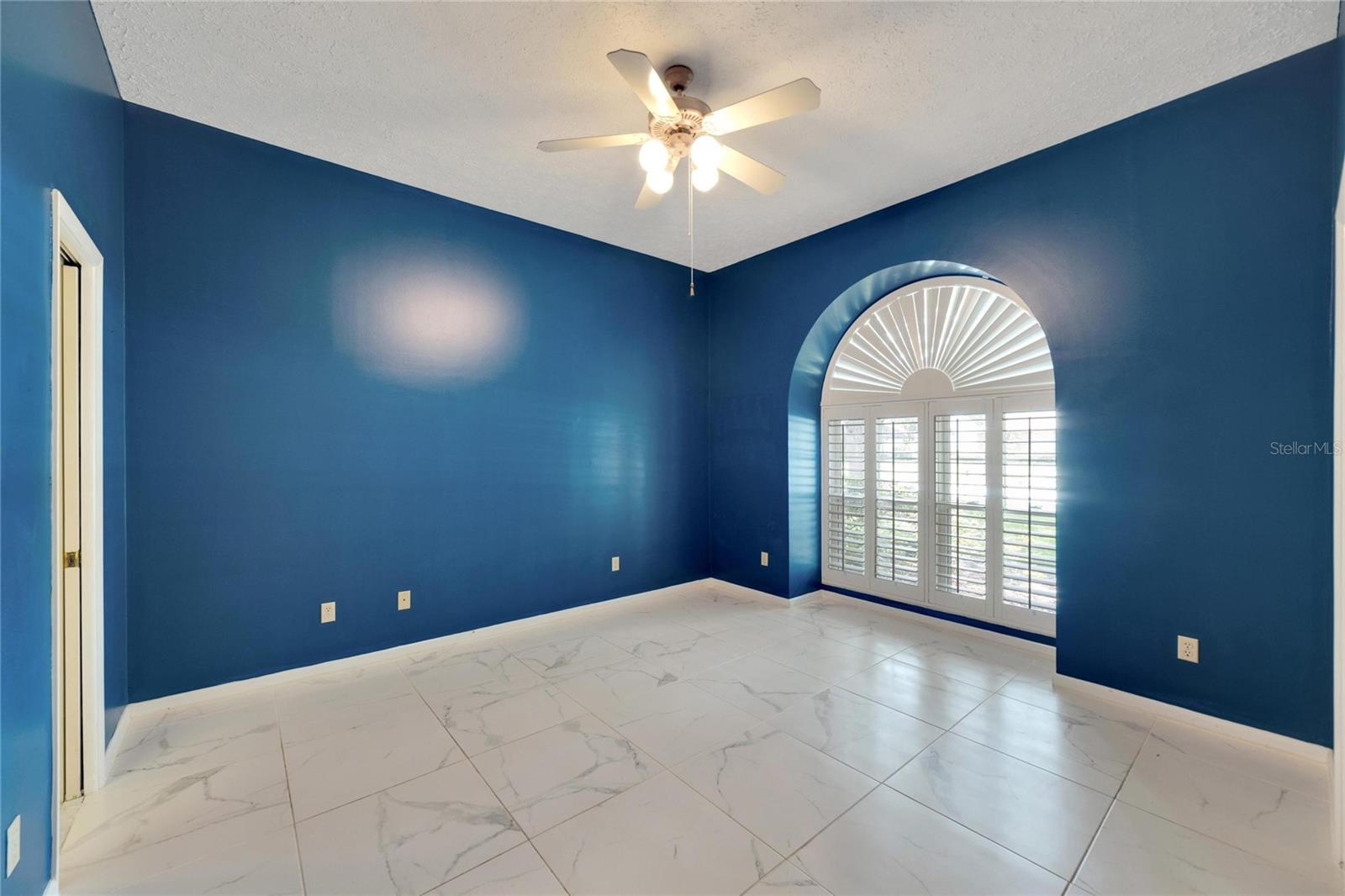 18006 CLEAR LAKE DR, LUTZ, FL, 33548