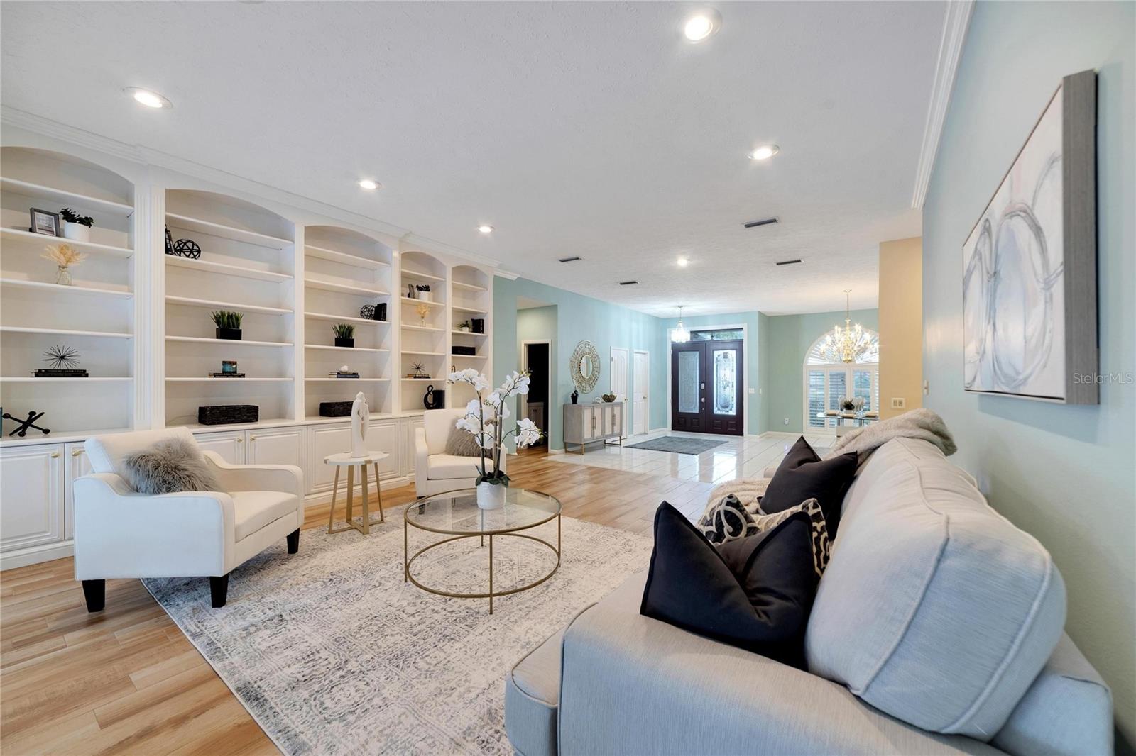 18006 CLEAR LAKE DR, LUTZ, FL, 33548