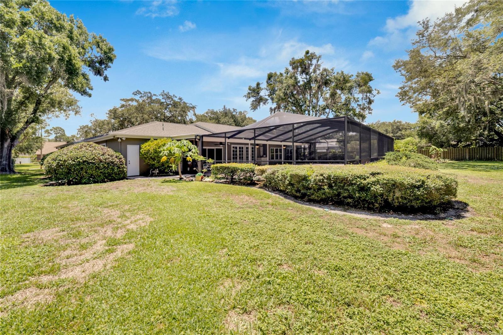 18006 CLEAR LAKE DR, LUTZ, FL, 33548