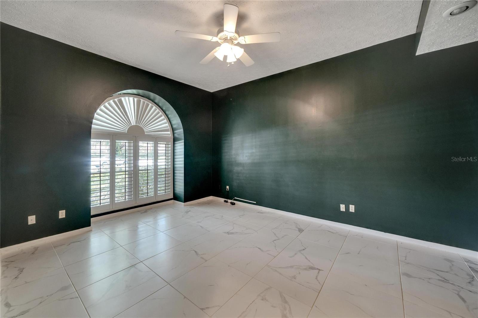 18006 CLEAR LAKE DR, LUTZ, FL, 33548