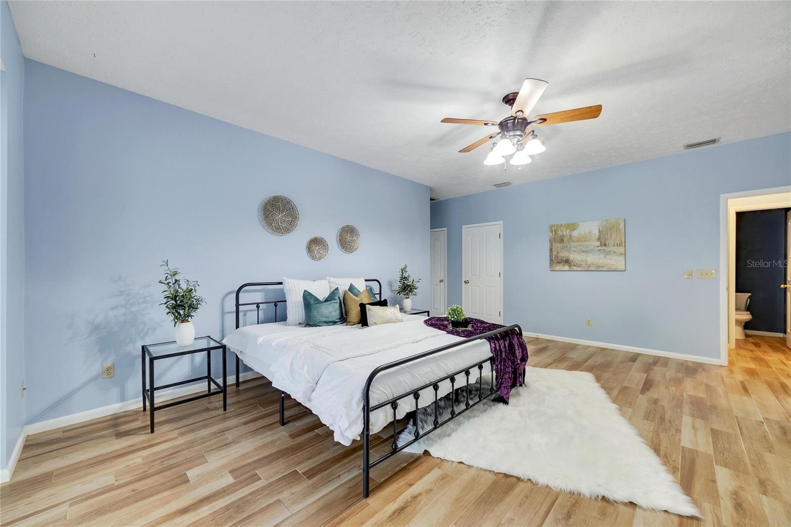 18006 CLEAR LAKE DR, LUTZ, FL, 33548