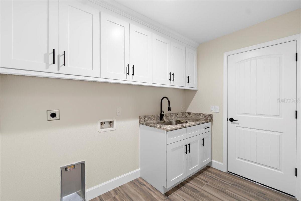 9187 PROSPECT AVE, ENGLEWOOD, FL, 34224