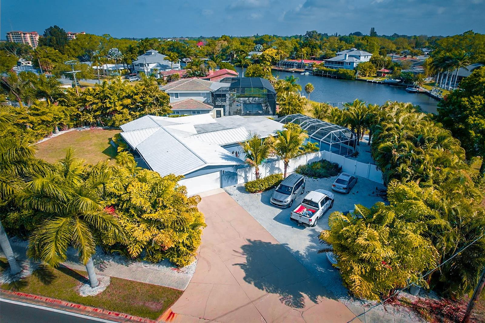 2159 CONSTITUTION BLVD, SARASOTA, FL, 34231
