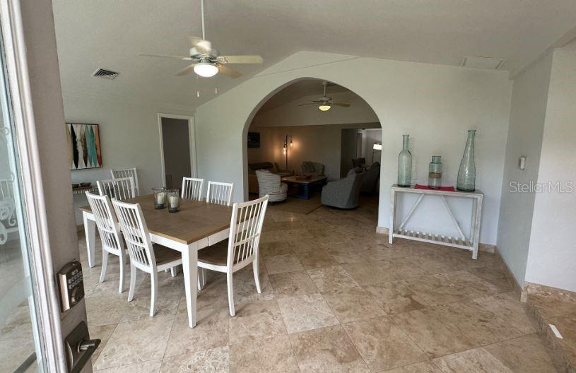 2159 CONSTITUTION BLVD, SARASOTA, FL, 34231