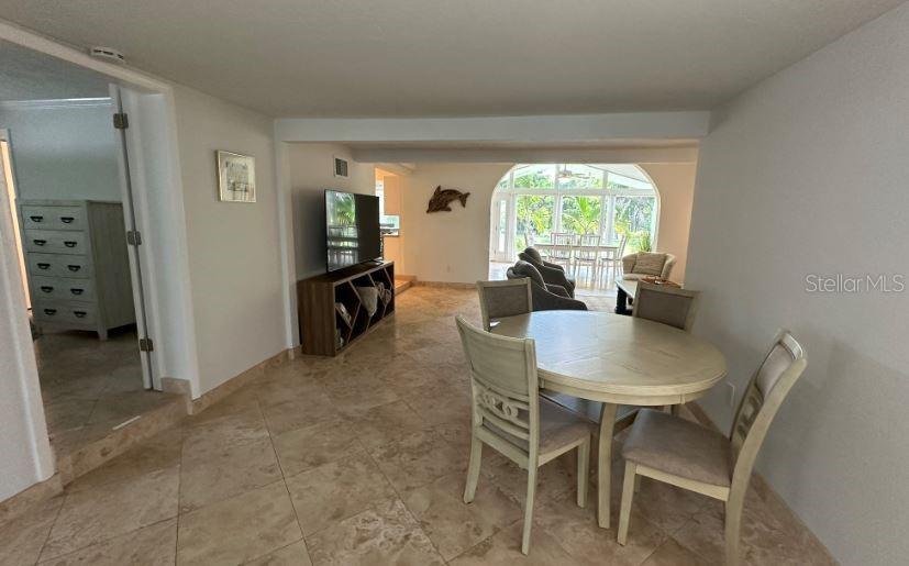2159 CONSTITUTION BLVD, SARASOTA, FL, 34231