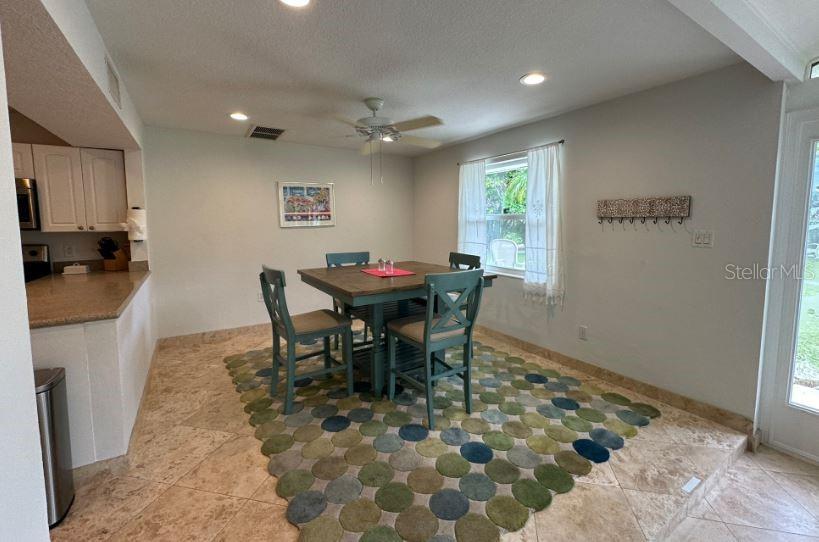 2159 CONSTITUTION BLVD, SARASOTA, FL, 34231