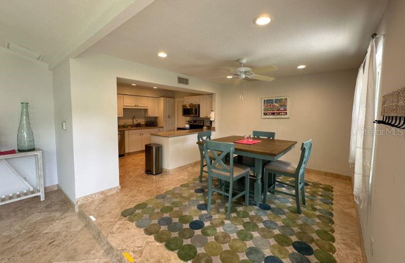 2159 CONSTITUTION BLVD, SARASOTA, FL, 34231
