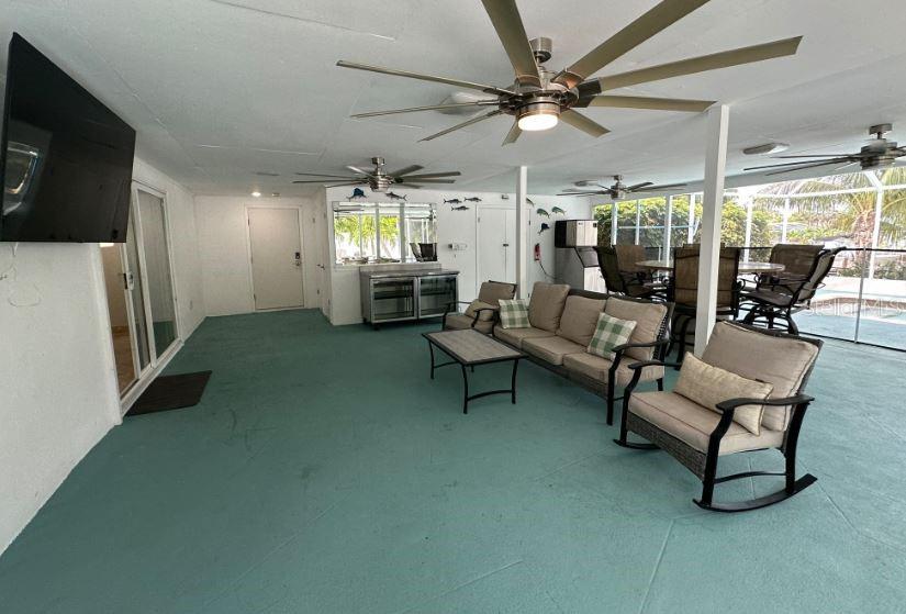 2159 CONSTITUTION BLVD, SARASOTA, FL, 34231
