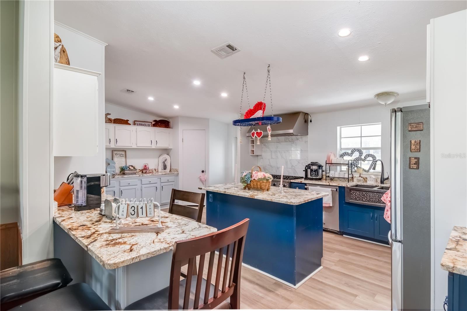 13122 SE HIGHWAY 42, WEIRSDALE, FL, 32195