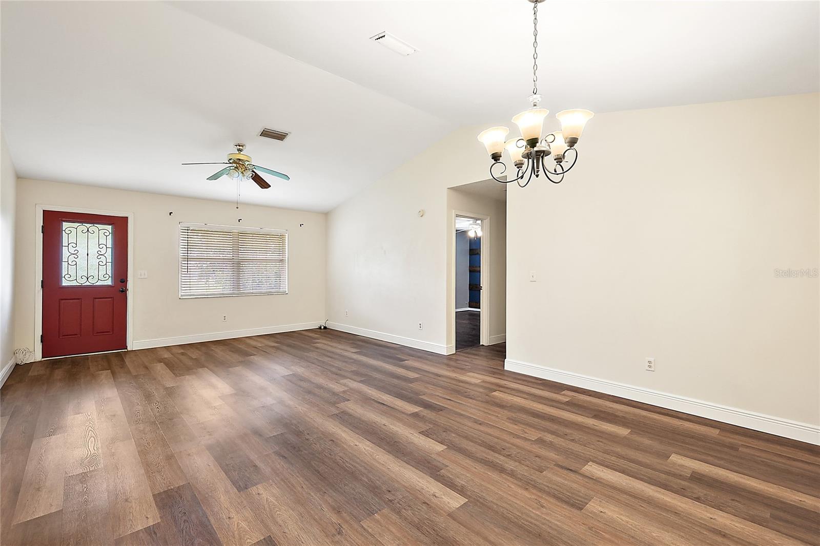 3940 GRIFFIN VIEW DR, LADY LAKE, FL, 32159