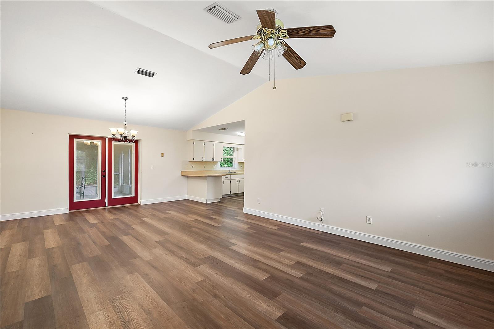 3940 GRIFFIN VIEW DR, LADY LAKE, FL, 32159