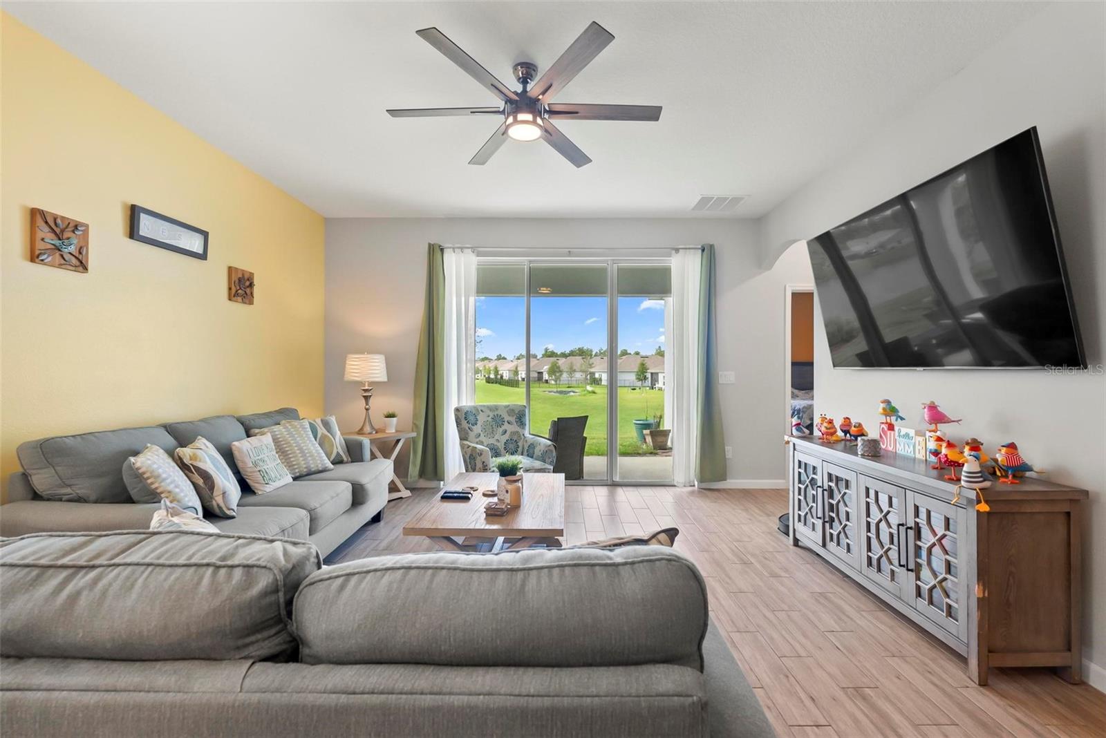 1077 CHELAN FALLS DR, DELAND, FL, 32724