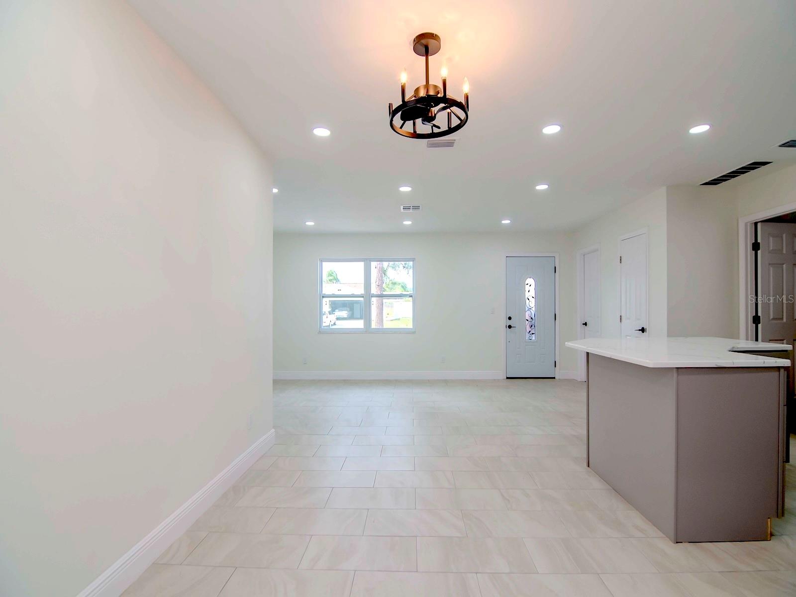 9197 79TH AVE, SEMINOLE, FL, 33777