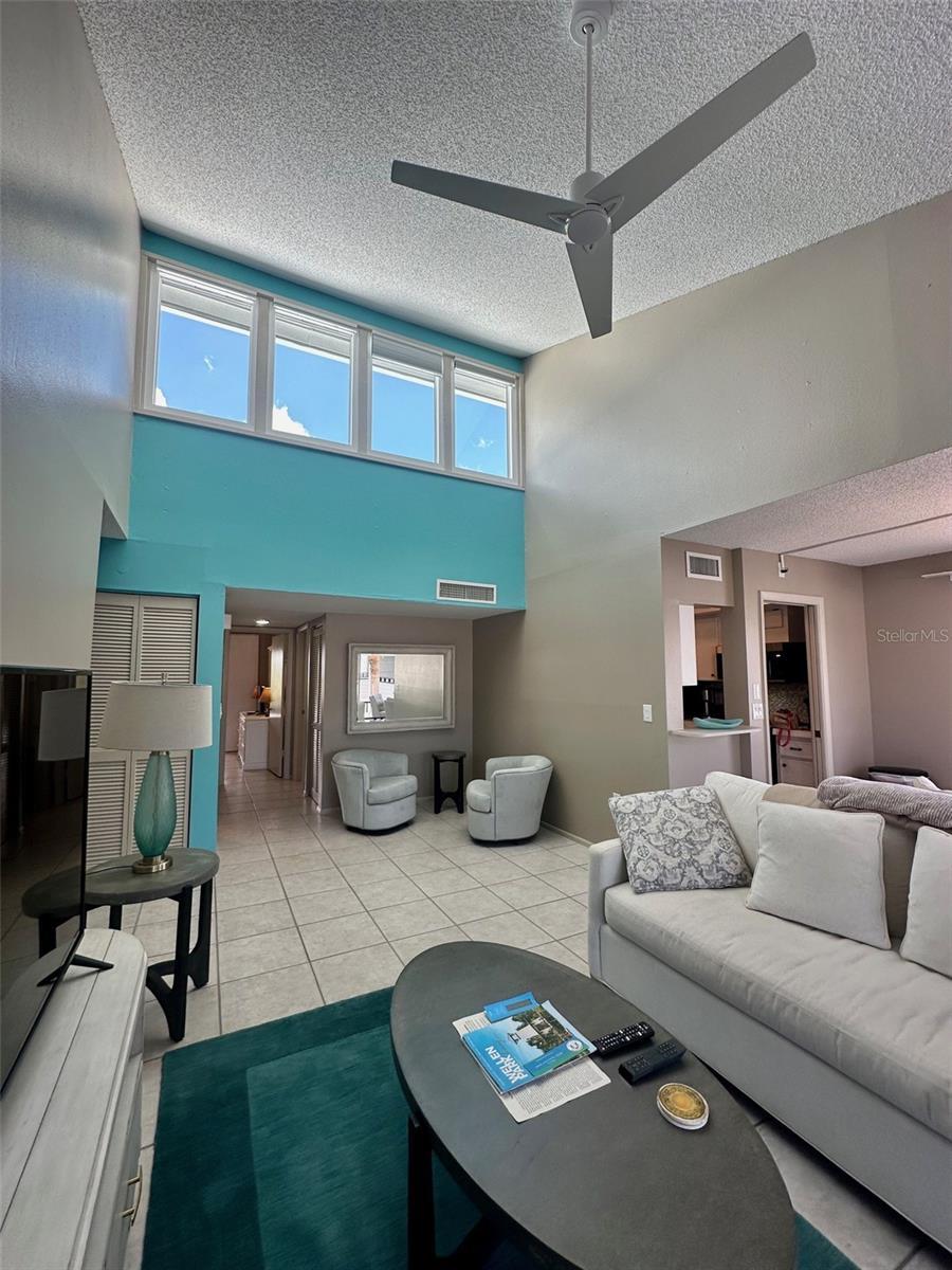 1555 TARPON CENTER DR #250, VENICE, FL, 34285