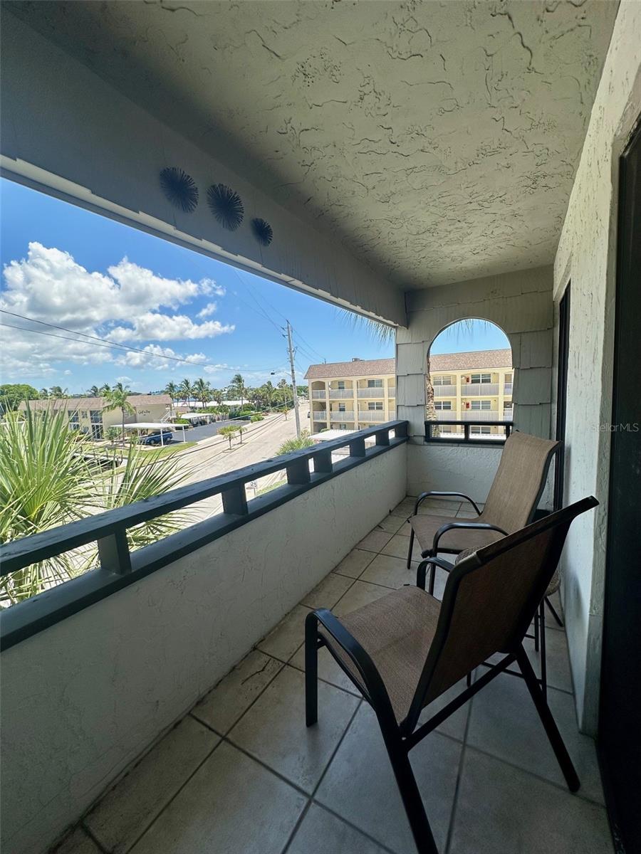 1555 TARPON CENTER DR #250, VENICE, FL, 34285