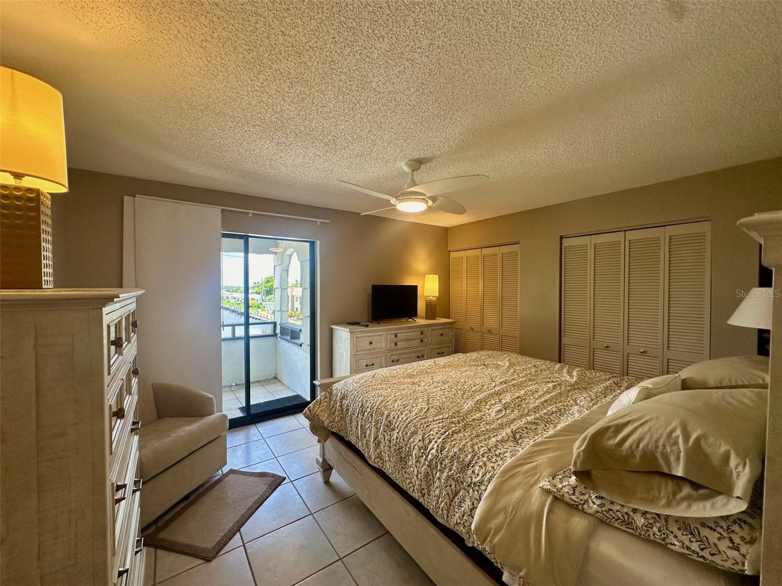 1555 TARPON CENTER DR #250, VENICE, FL, 34285