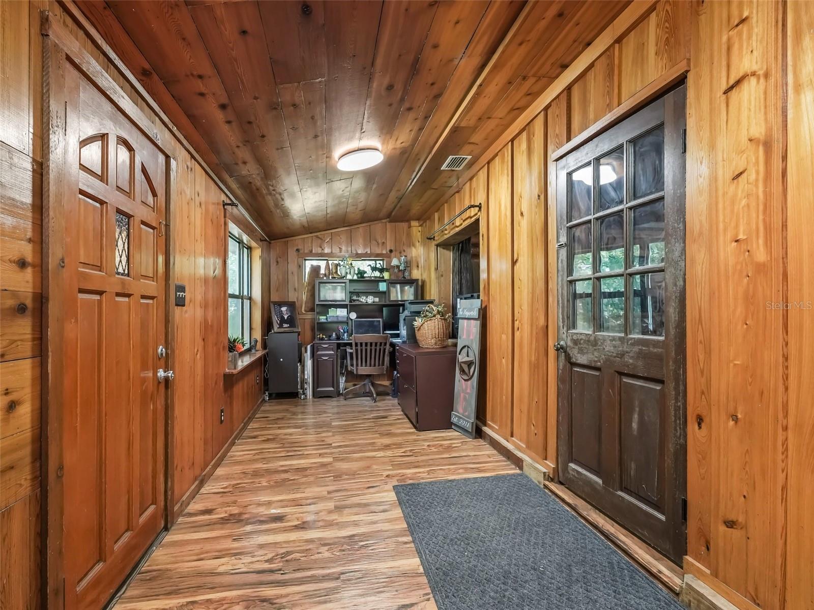 2027 CR 232, WILDWOOD, FL, 34785