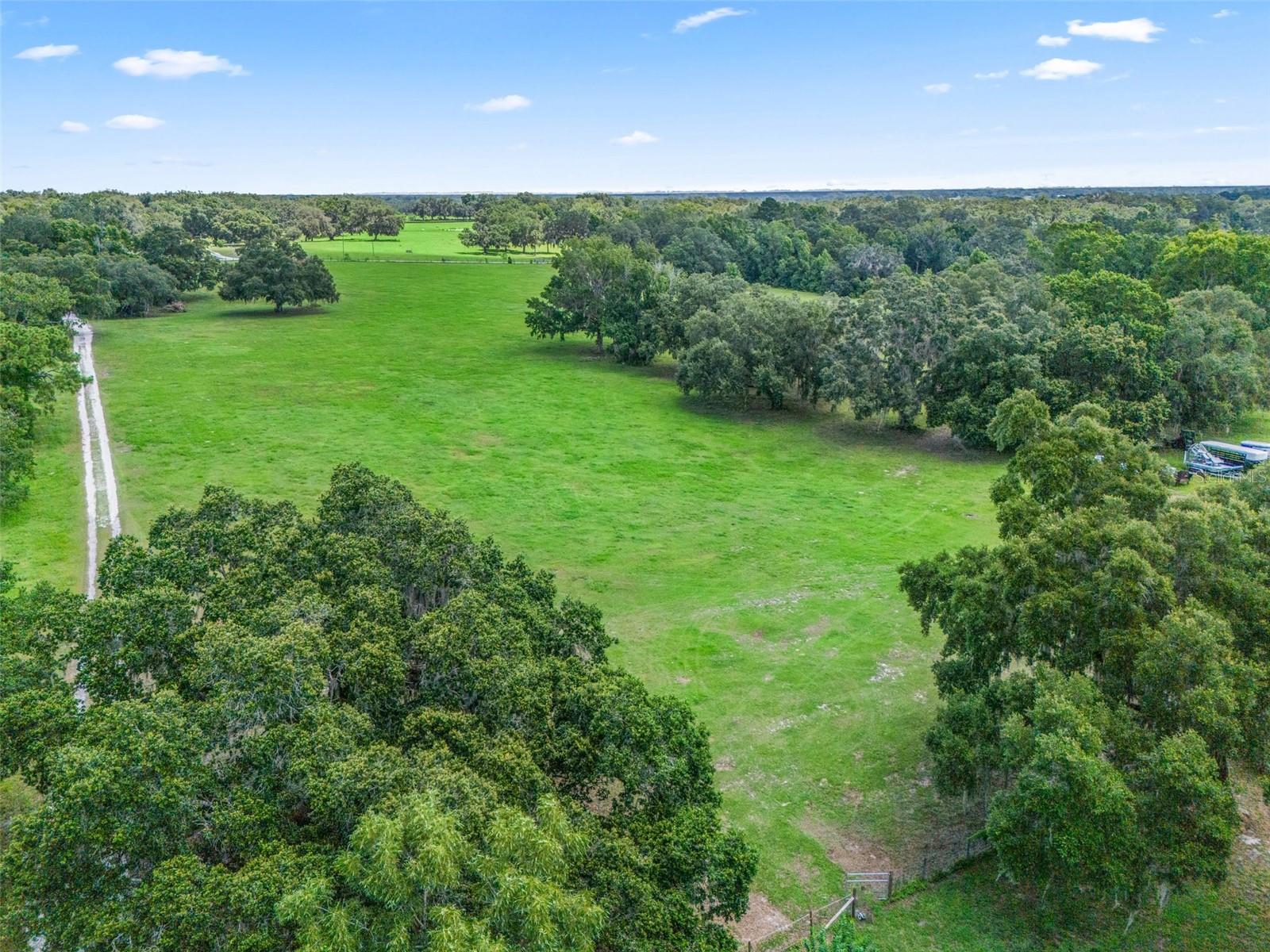 2027 CR 232, WILDWOOD, FL, 34785
