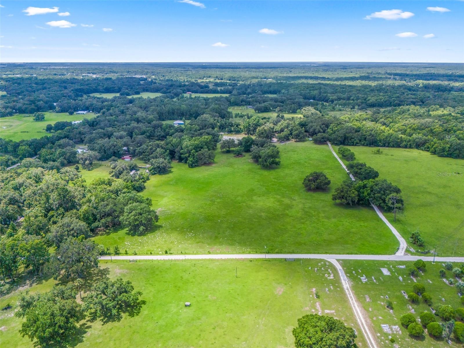 2027 CR 232, WILDWOOD, FL, 34785