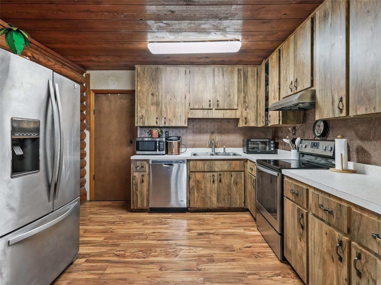 2027 CR 232, WILDWOOD, FL, 34785