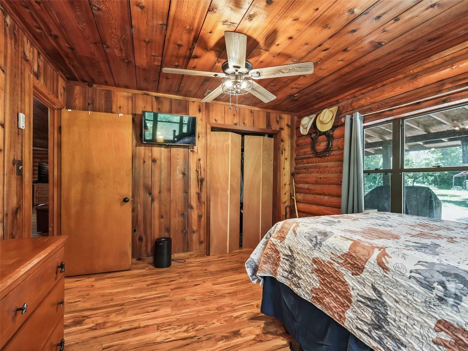 2027 CR 232, WILDWOOD, FL, 34785