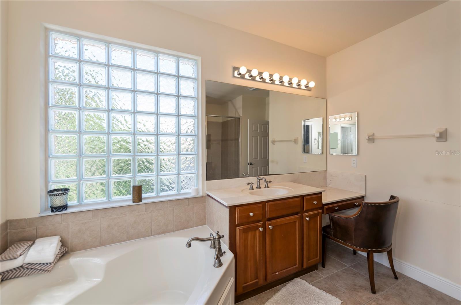 24247 RIVERFRONT DR, PORT CHARLOTTE, FL, 33980