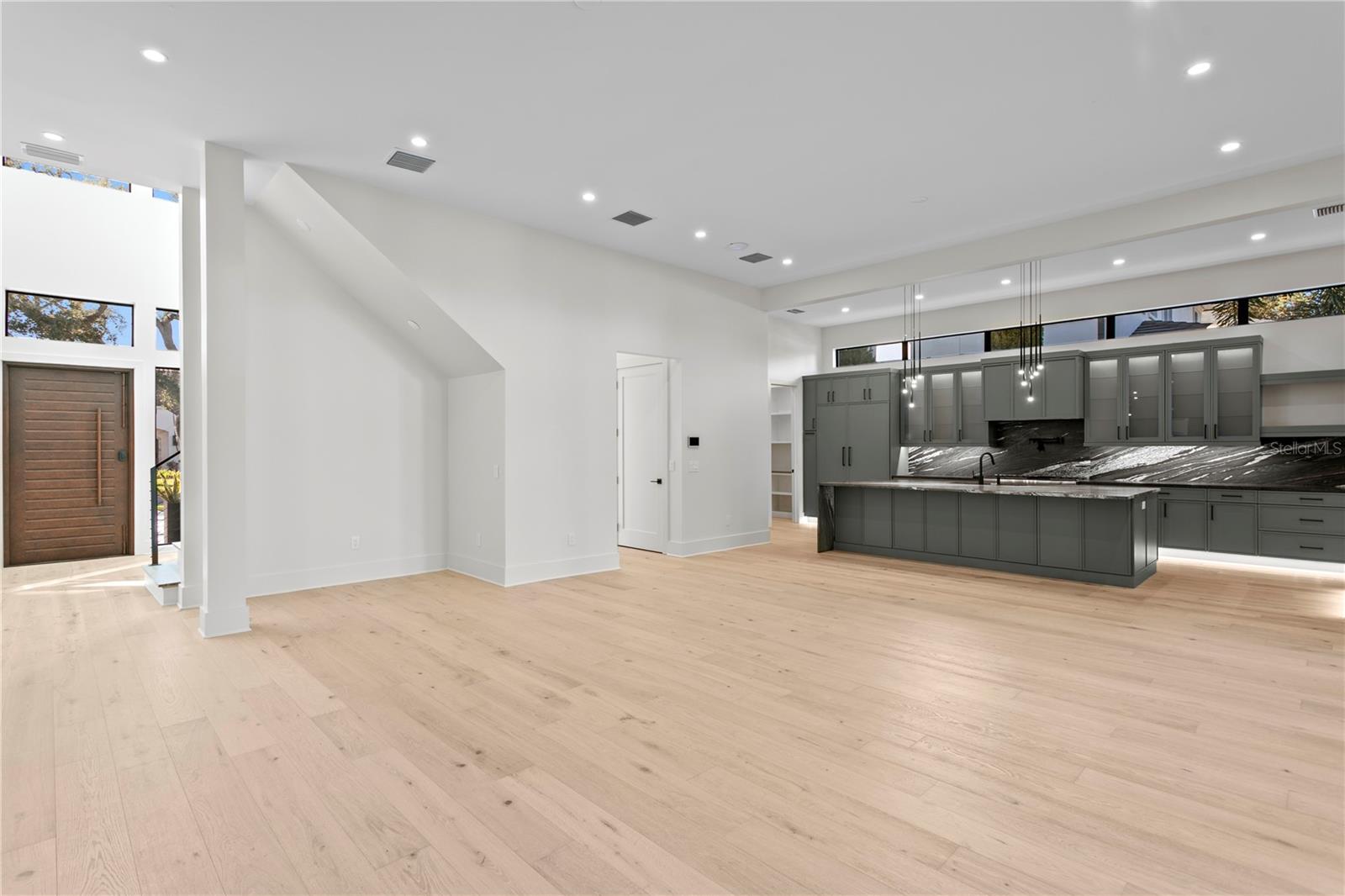 T3535891 Property Photo