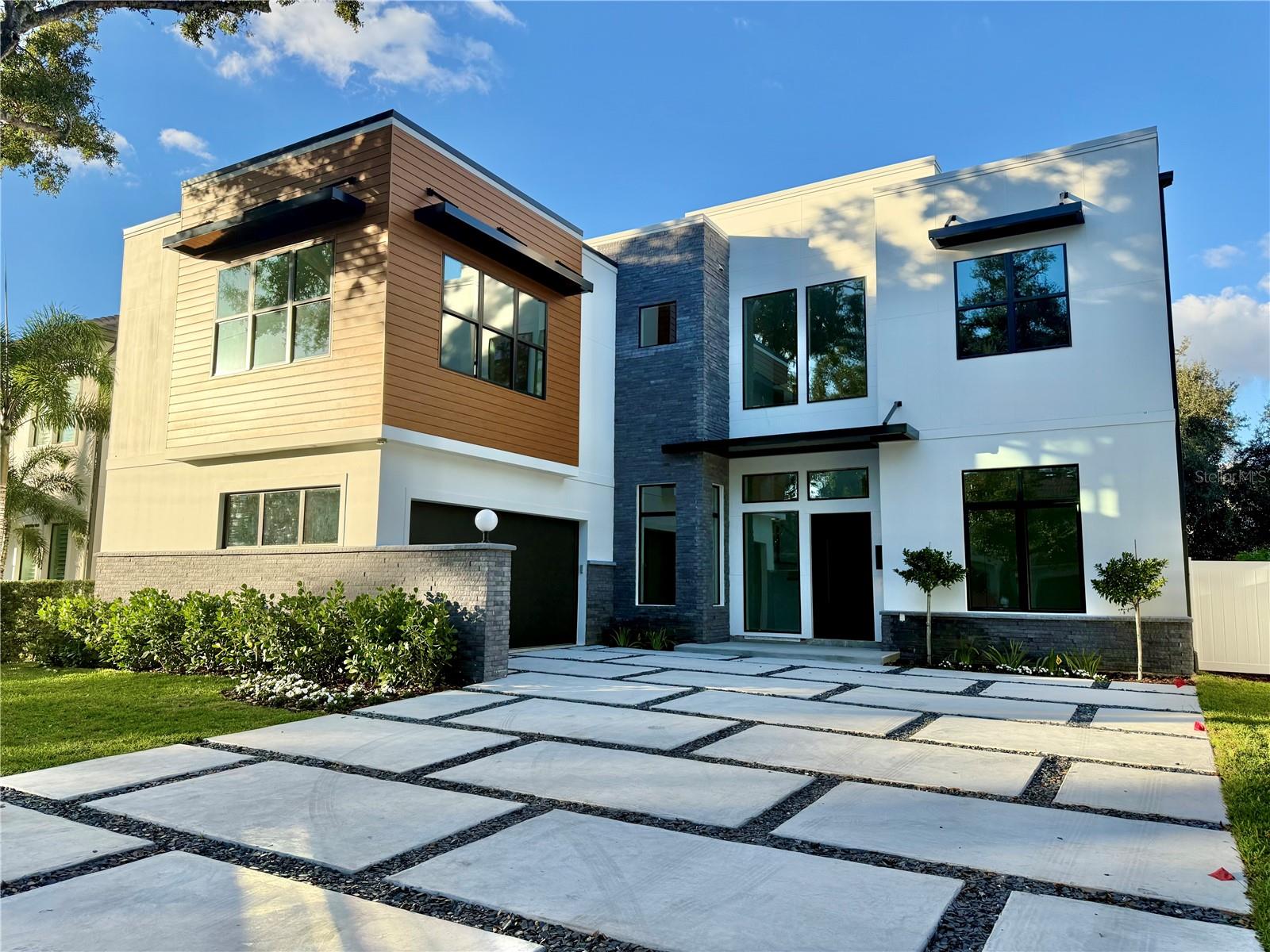 T3535891 Property Photo