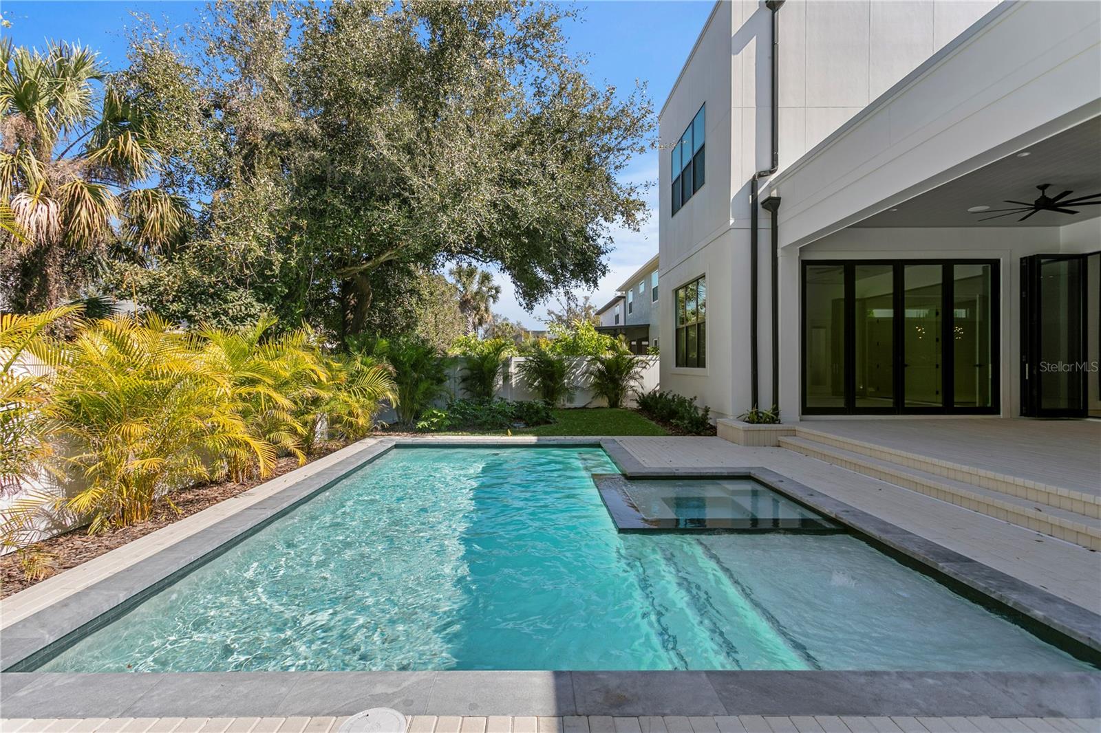 T3535891 Property Photo