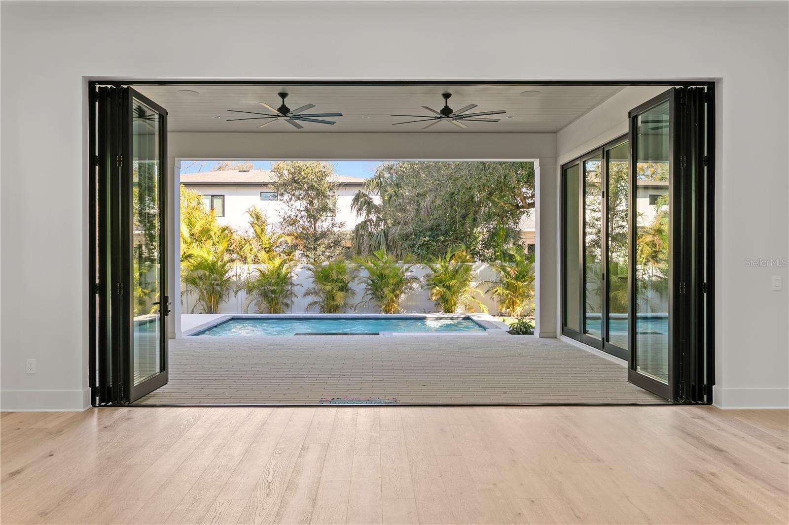 T3535891 Property Photo