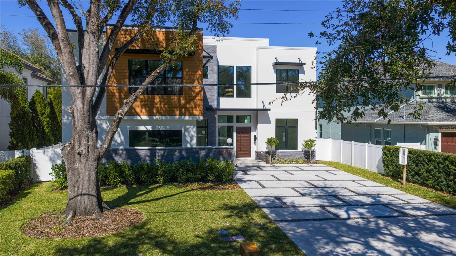 T3535891 Property Photo