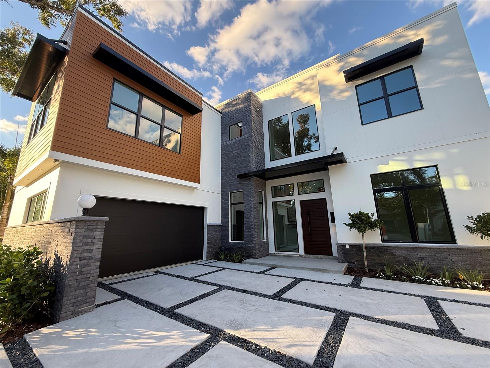 T3535891 Property Photo