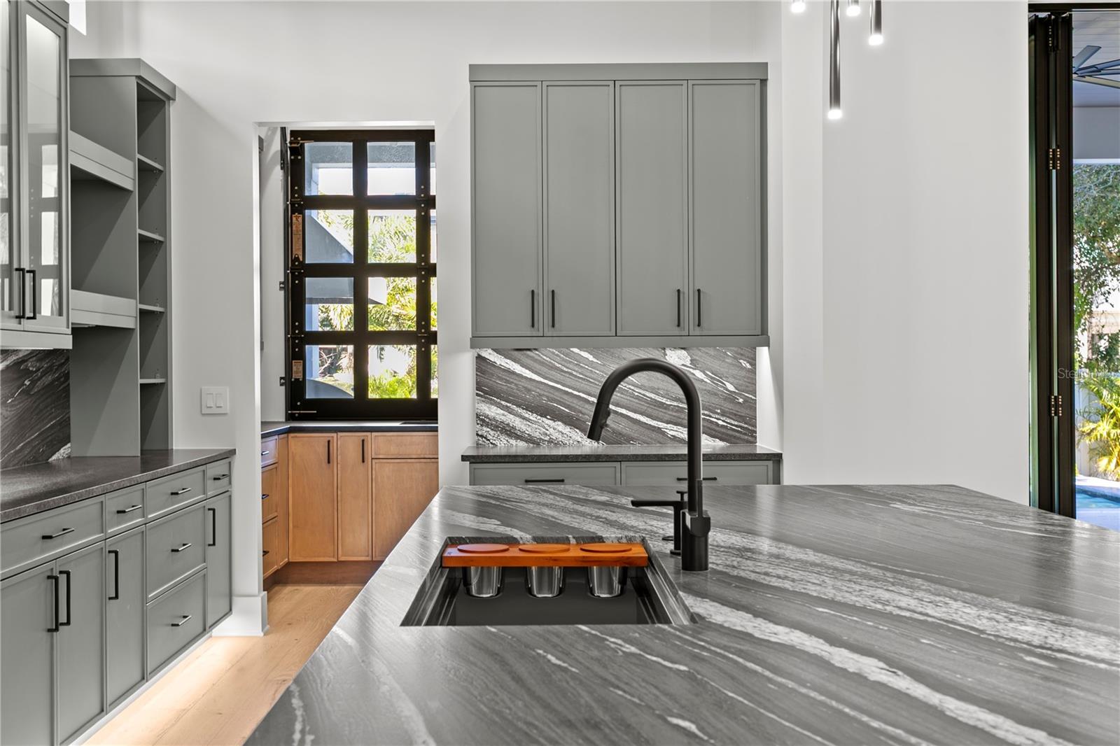 T3535891 Property Photo