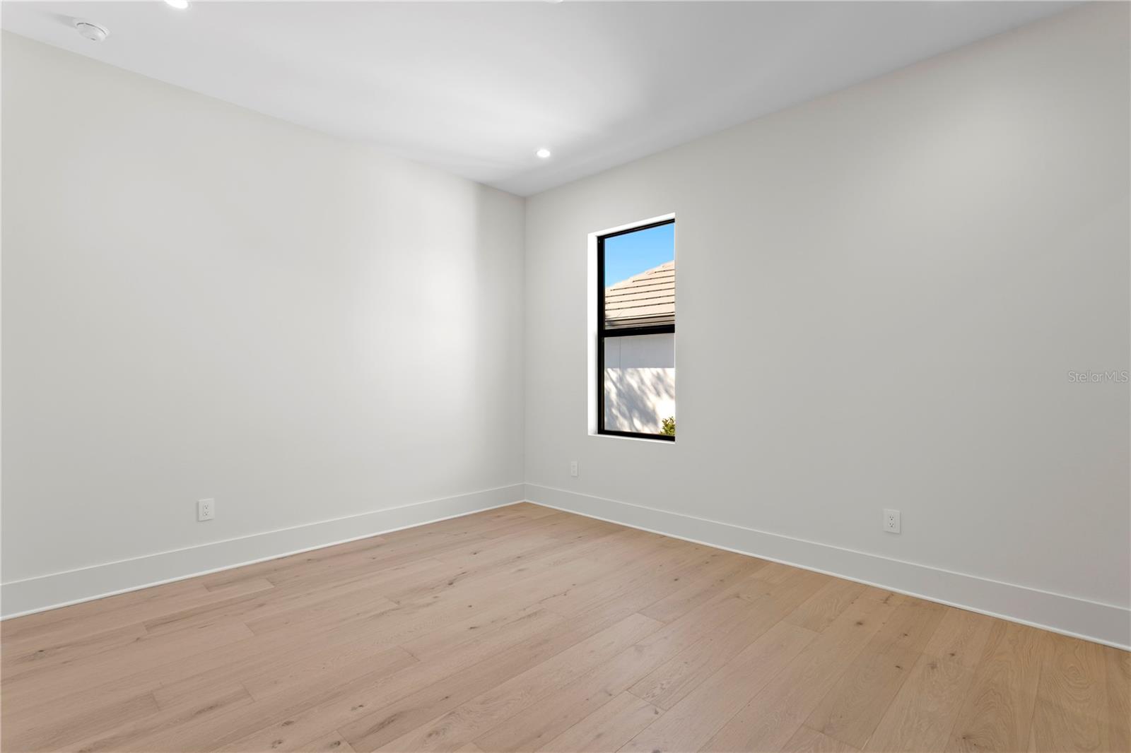 T3535891 Property Photo